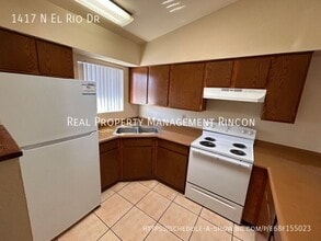 1417 N El Rio Dr in Tucson, AZ - Building Photo - Building Photo