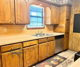 103 Country Estate Dr in Atlanta, TX - Building Photo - Building Photo