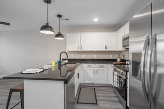 Lafayette Landings in Clarksville, TN - Foto de edificio - Interior Photo