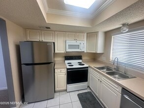 3865 Campenero Ct, Unit 3 in Jacksonville, FL - Building Photo - Building Photo