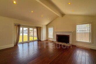 11391 Davenport Rd in Los Alamitos, CA - Building Photo - Building Photo