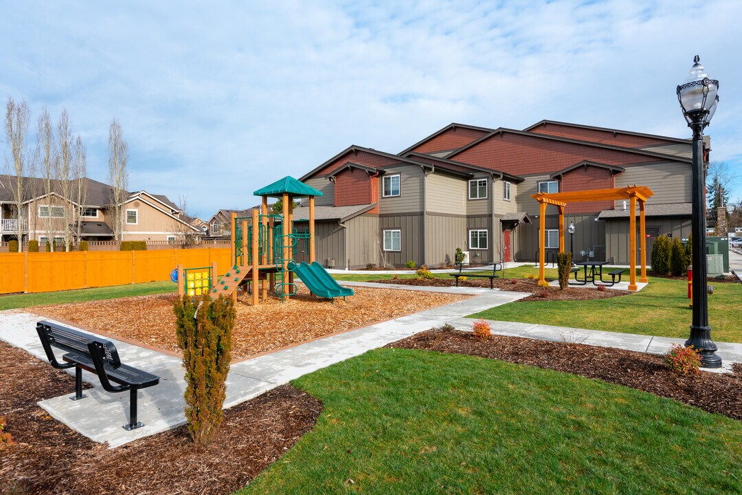 Remington Place Apartments in Marysville, WA - Foto de edificio