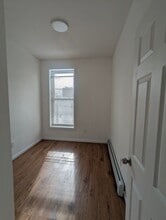 372 Clinton Ave in Albany, NY - Building Photo - Building Photo