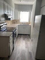 705 Hollycrest Dr in Champaign, IL - Building Photo