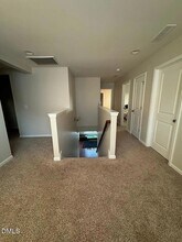 267 Crestmont Ridge Dr in Apex, NC - Foto de edificio - Building Photo