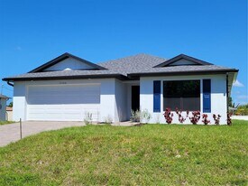 11100 Vanessa Ave in Englewood, FL - Building Photo