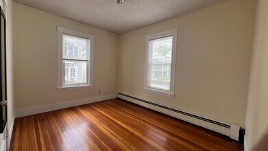46 Sunset Rd, Unit 1 in Somerville, MA - Building Photo - Building Photo