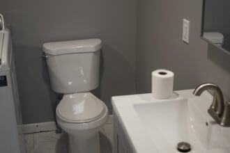 628 S Logan Blvd in Altoona, PA - Foto de edificio - Building Photo