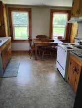 8 Wolfe Ln in Amherst, NH - Building Photo - Building Photo