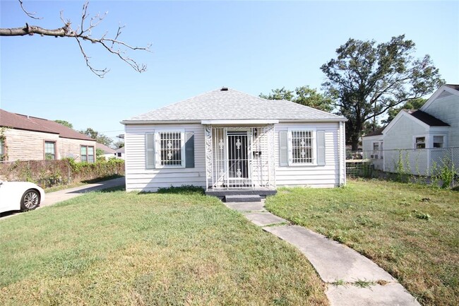 1929 Jean St in Houston, TX - Building Photo - Building Photo