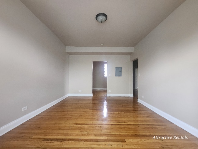 49 E Marquette Rd in Chicago, IL - Building Photo - Building Photo