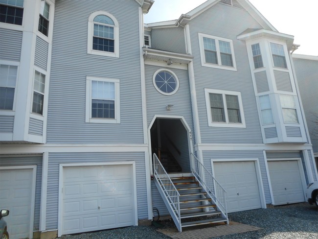 property at 417 Concord St
