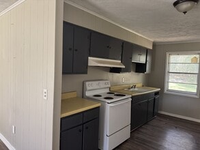 846 Fernwood St in Baldwyn, MS - Building Photo - Building Photo