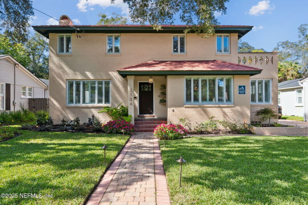 2334 Broadmoor Ln in Jacksonville, FL - Building Photo