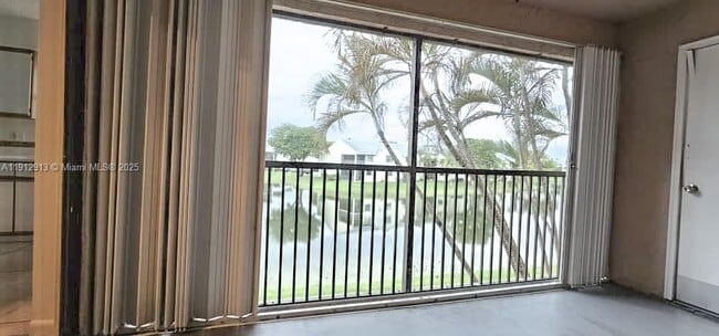 property at 1080 N Franklin Ave