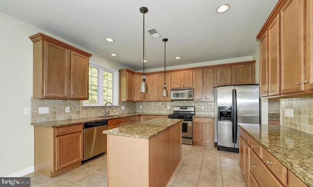 4222 Talon Dr in Dumfries, VA - Building Photo - Building Photo