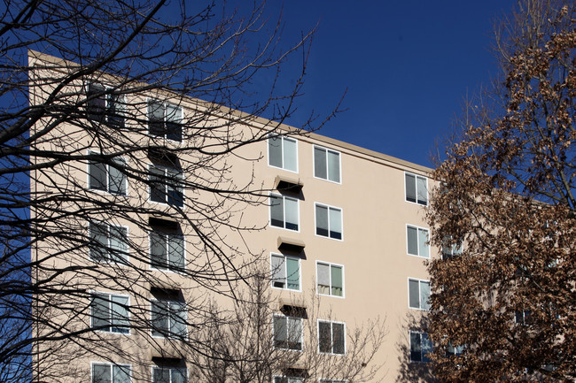 Asheboro Summit in Asheboro, NC - Foto de edificio - Building Photo