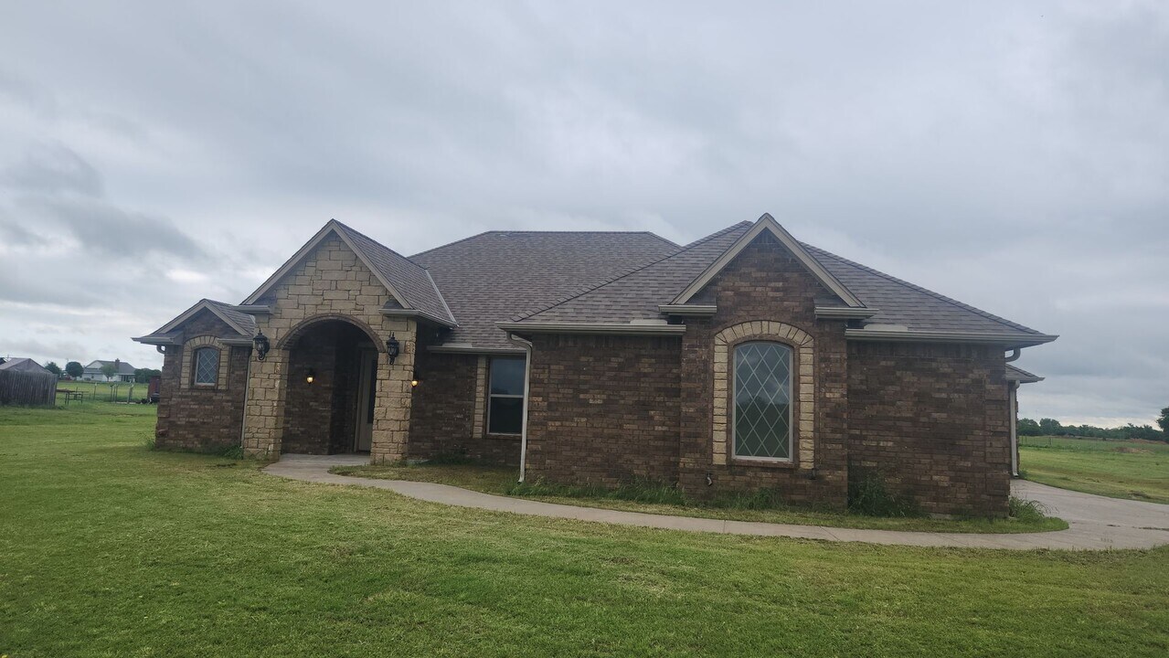 226 SE 120th St in Lawton, OK - Building Photo