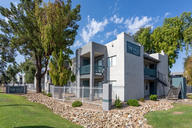 The Falls Apartments