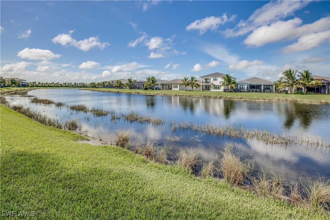 4549 Azalea Dr in Naples, FL - Building Photo