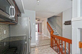 40 Crest St in West Haven, CT - Building Photo - Building Photo