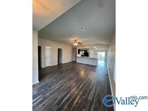 3464 Avalon Lake Dr SW in Madison, AL - Building Photo - Building Photo