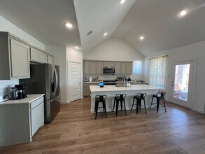 401 Loganberry Dr in McKinney, TX - Building Photo - Building Photo