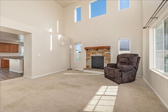 308 W Screech Owl Dr in Kuna, ID - Building Photo - Building Photo