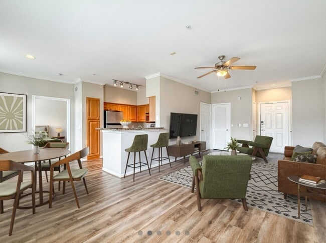 property at 2303 Louisiana St