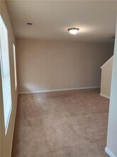 5642 Laurel Ridge Dr in East Point, GA - Building Photo - Building Photo