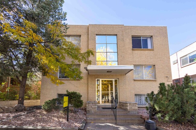 1335 Monroe