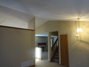 4633 Stratford Ln in Columbus, OH - Building Photo - Building Photo