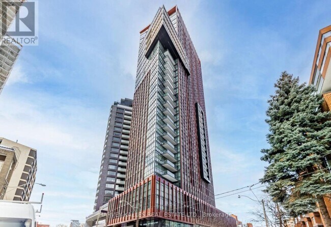 1003 Davenport Rd in Toronto, ON - Building Photo - Building Photo