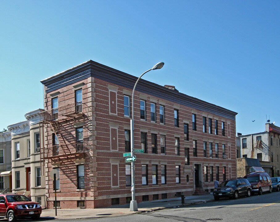 3022 Beverly Rd in Brooklyn, NY - Building Photo