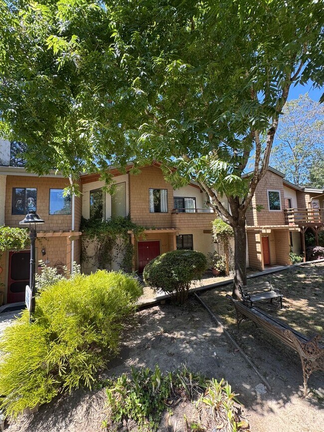 6117 Abbey Rd in Aptos, CA - Building Photo - Building Photo