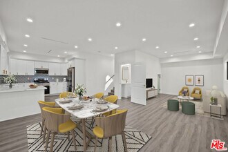 6245 McLaren Ave in Los Angeles, CA - Building Photo - Building Photo