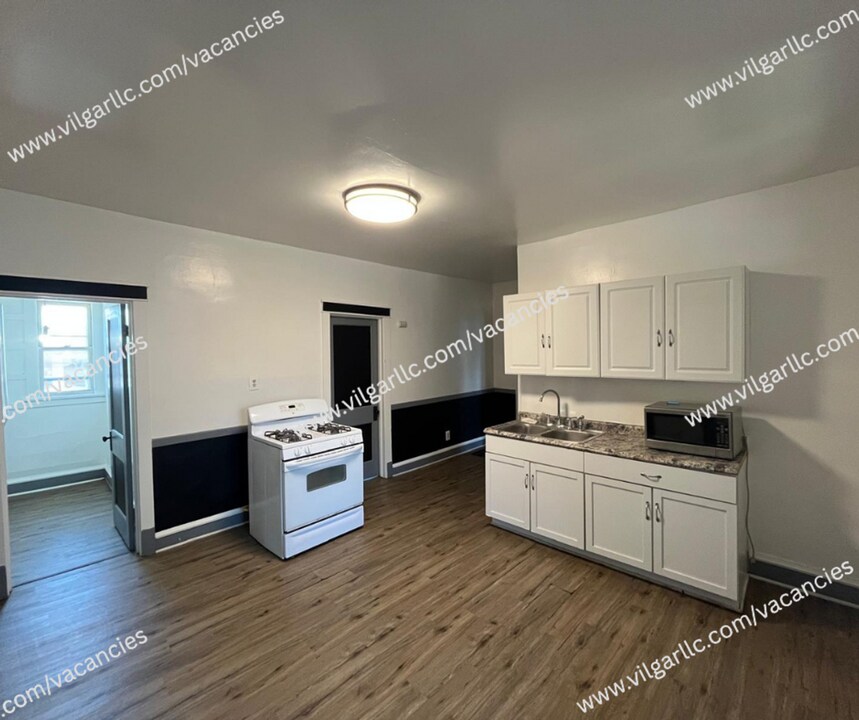 3909 Fir St in East Chicago, IN - Foto de edificio
