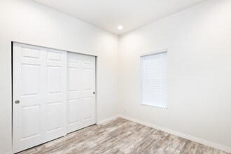 35312 Santa Fe St in Daggett, CA - Building Photo - Building Photo