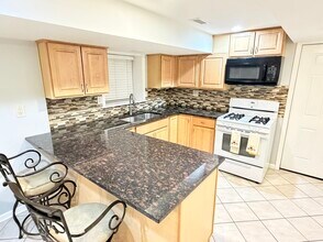 2326 N Kostner Ave in Chicago, IL - Building Photo - Building Photo