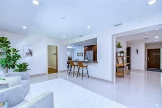 103 Belle Isle Ave in Belleair Beach, FL - Building Photo - Building Photo