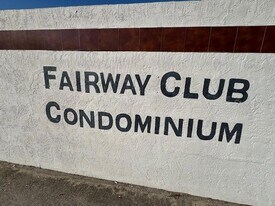 3325 Bee Ridge Rd, Unit 4A in Sarasota, FL - Building Photo