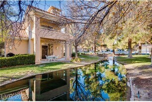 4992 Crooked Stick Way in Las Vegas, NV - Building Photo