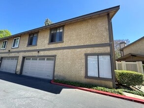 8556 Parker Ln in Ventura, CA - Building Photo - Building Photo