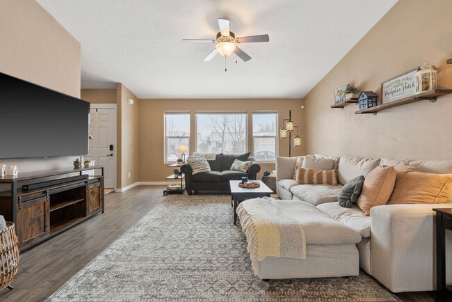 18 Carnegie Dr in Kalispell, MT - Building Photo - Building Photo