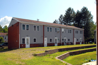 Kimberly Circle in Olyphant, PA - Building Photo - Building Photo