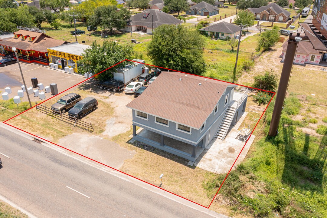 2251 W Palma Vista Dr in Palmview, TX - Building Photo