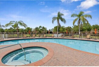 5915 Monterra Club Dr in Greenacres, FL - Building Photo - Building Photo