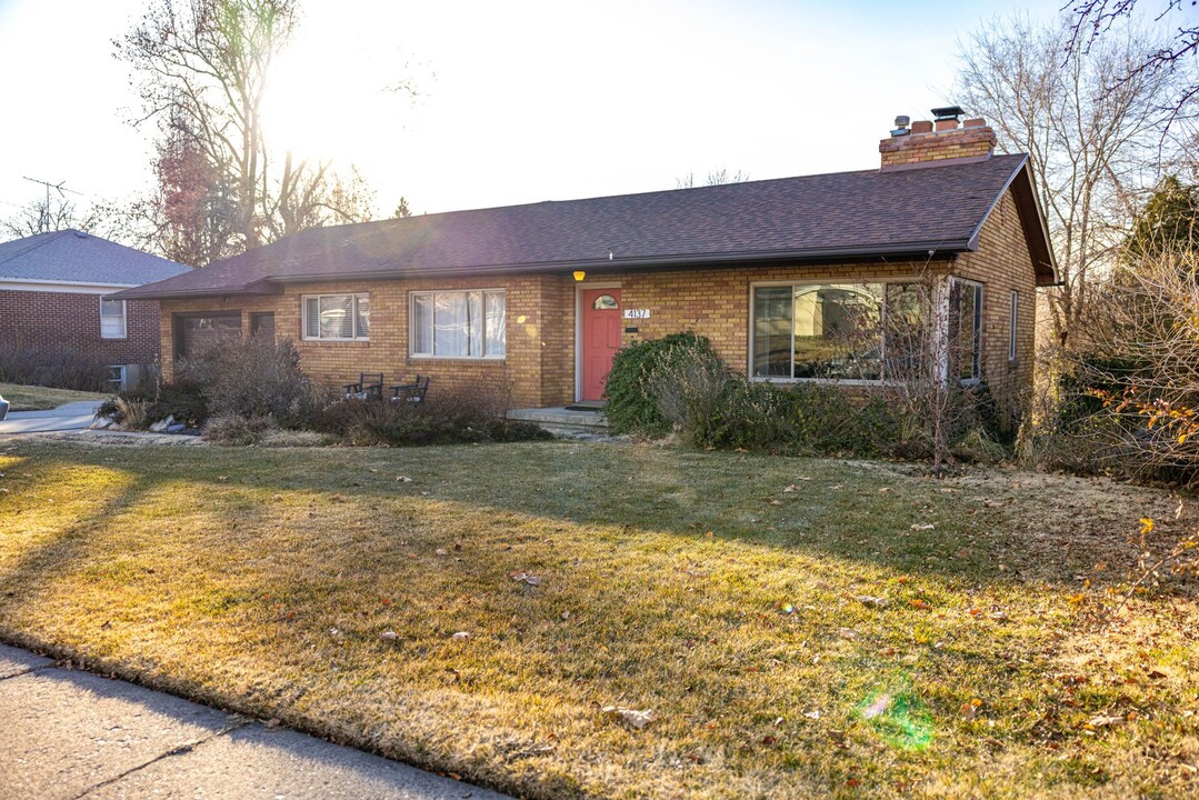 4137 Monroe Blvd in South Ogden, UT - Building Photo