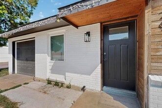 2611 Hardy Pl in Arlington, TX - Foto de edificio - Building Photo