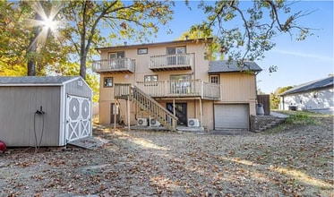 42 Eriboll Ln in Bella Vista, AR - Foto de edificio - Building Photo
